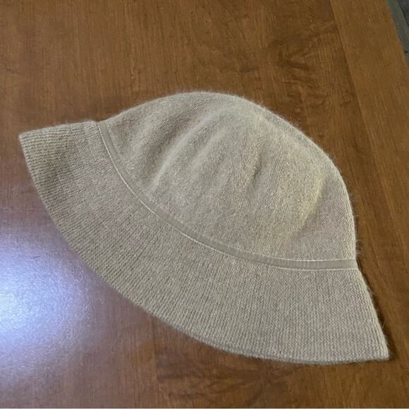 Gap Rabbit Hair Wool Bucket Hat winter Nude M/L - Picture 2 of 5